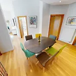 Bleu Mesange - 2 Bedrooms And 2 Bathrooms
