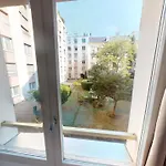 13A Bd Du President Wilson - 1 Parking Gratuit