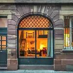 Loft Cosy Original - Ideal Pour Sejour Touristique A Strasbourg Facile -- Acces Hyper-Centre En Voiture Facile -Parking Garage Prive Sur Demande-- \