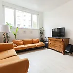 R-Appartements Strasbourg Cosy Orangerie Pour Vos Sejours En Famille Ou Entre Amis
