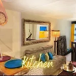 Apartment Duplex With Sauna City- Center Cathedrale