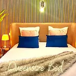 Apartment Duplex With Sauna City- Center Cathedrale