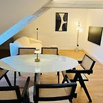 Chez Sandrine, Mon Appartement Elegant + Parking
