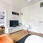 Appartement 2 Chambres Avec Garage A Strasbourg