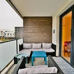 Charmant Appartement Proche Du Centre Avec Grande Terrasse