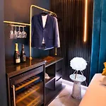 Life Voyage & Spa - Strasbourg\'S City Center Luxury Experience
