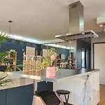 Spacious Flat With Terrace And Cathedral View