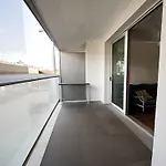 Stbg Bel Appartement Avec Balcon