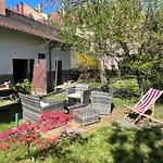 Petit Manoir En Ville - Parking Prive - 15 Min Hyper-Centre