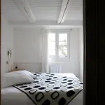 Appartements Au-Dessus Du...