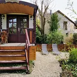 Roulotte Comtoise A Strasbourg