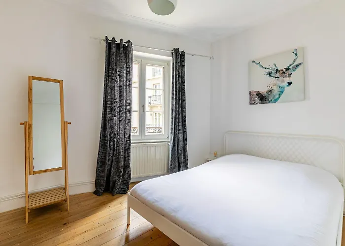 Appartement 2 Chambres Avec Garage A Strasbourg