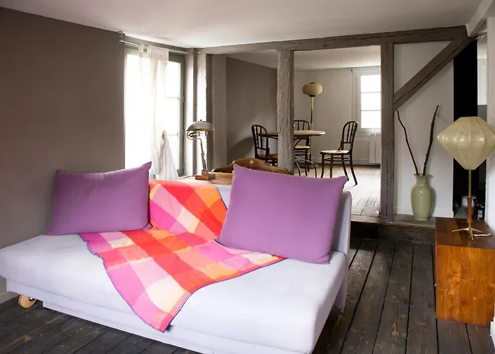 Appartements Au-Dessus Du...