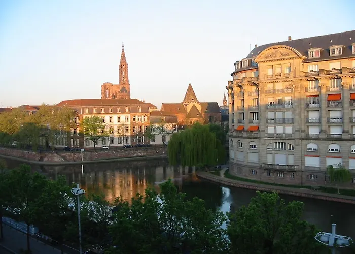 Quai Des Pecheurs