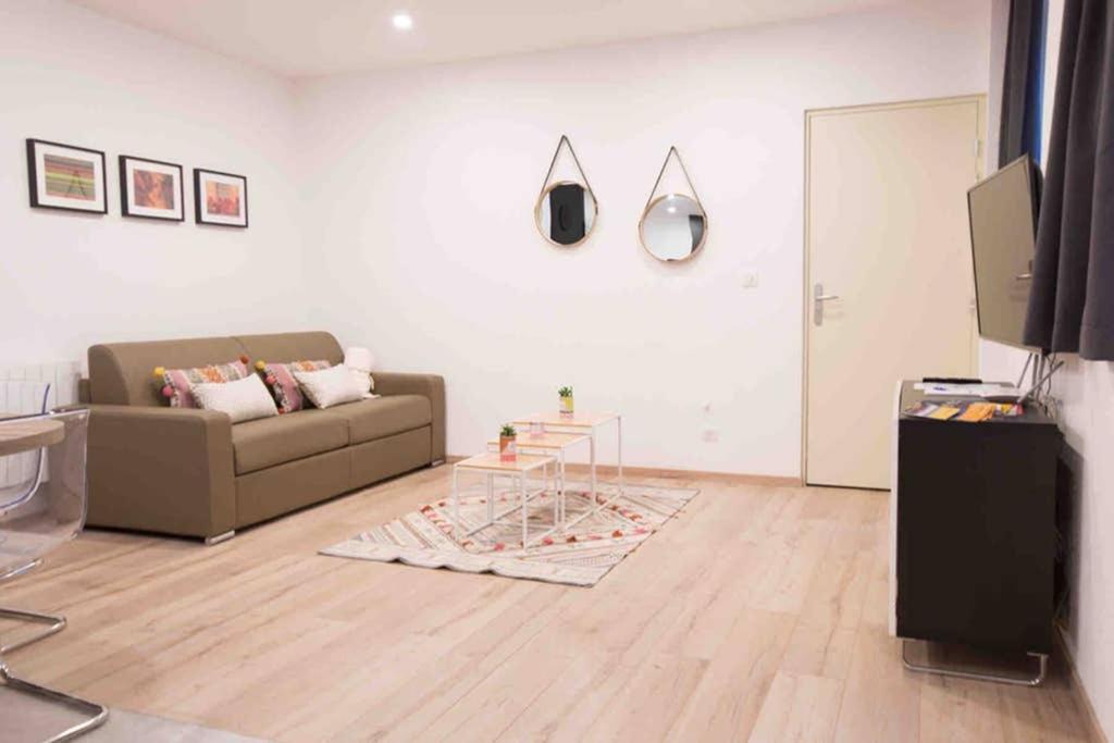 Apartament La Cour Du Faubourg 2 *