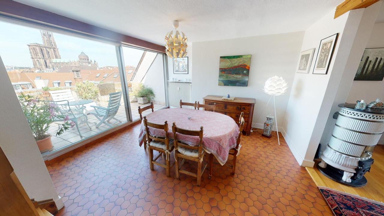 145m² Center 4 Bedrooms View Of The Cathedral *