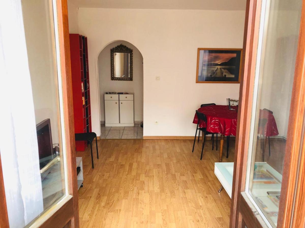 Neudorf Family Apartament *