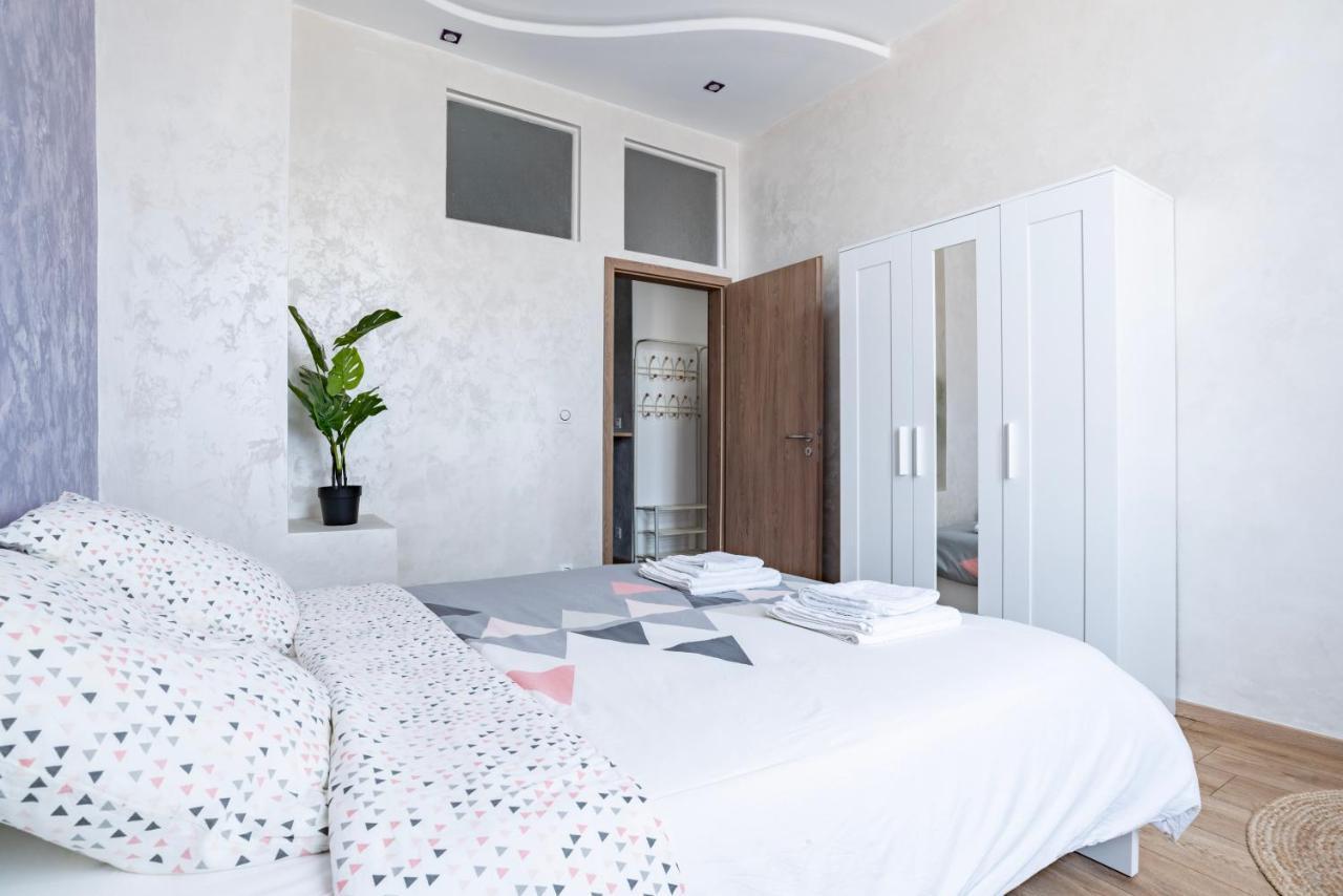 Familial Centre De Apartment