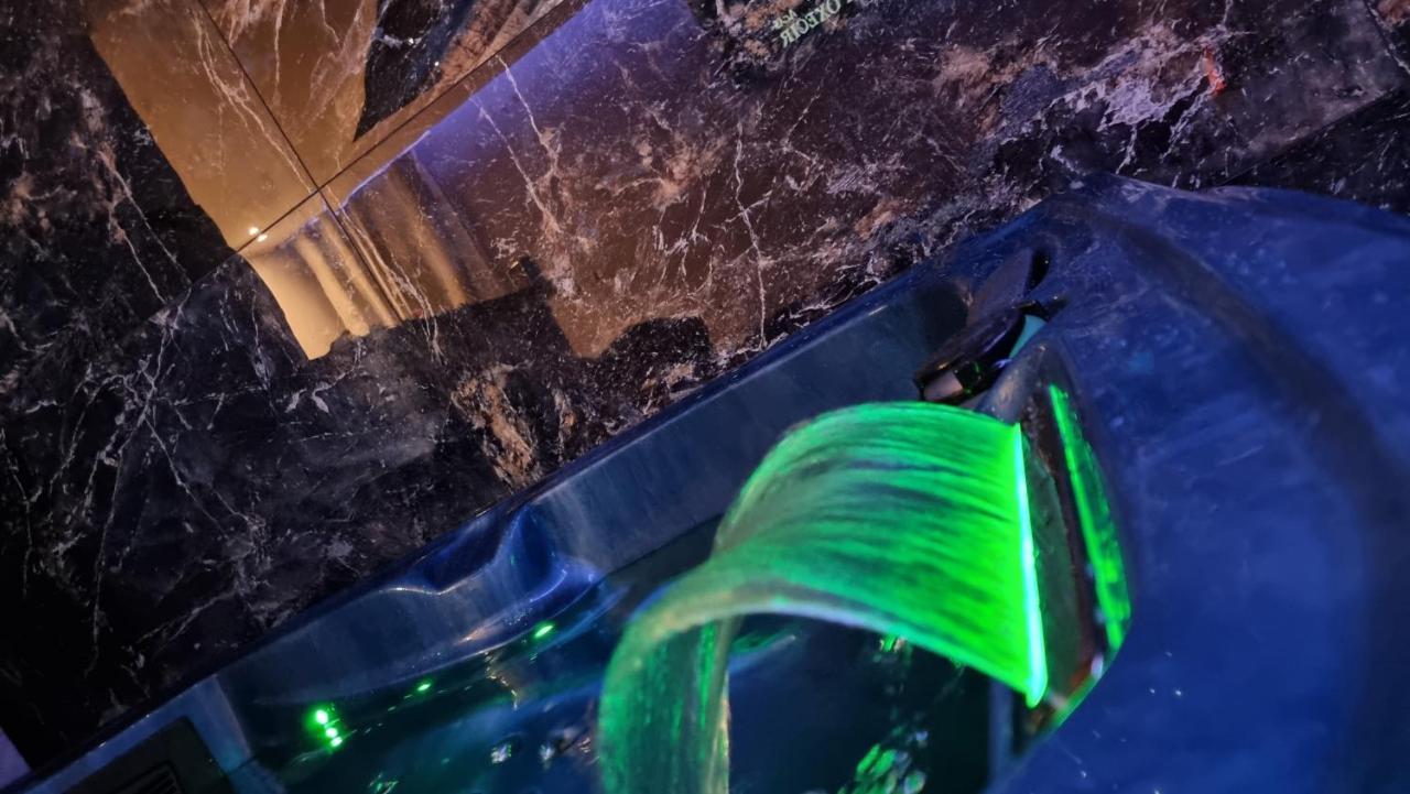 Daire Royalspa D'amour Avec Jacuzzi Privatif *