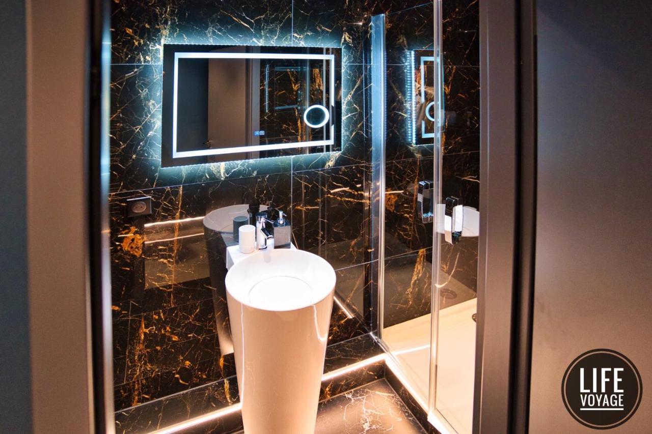 Life Voyage & Spa - Strasbourg'S City Center Luxury Experience * Straatsburg