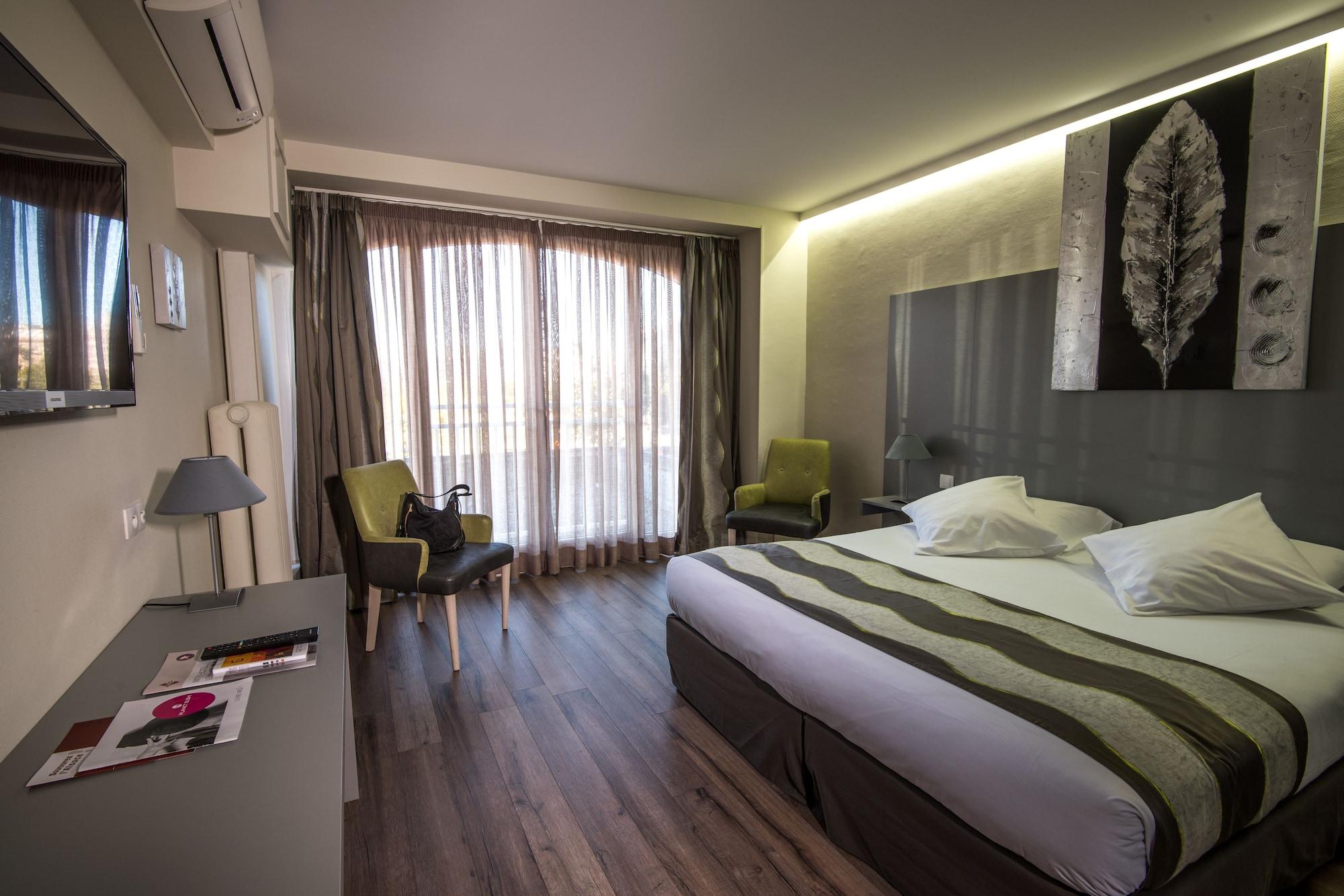 Le Bristol Gare Hotel 3*