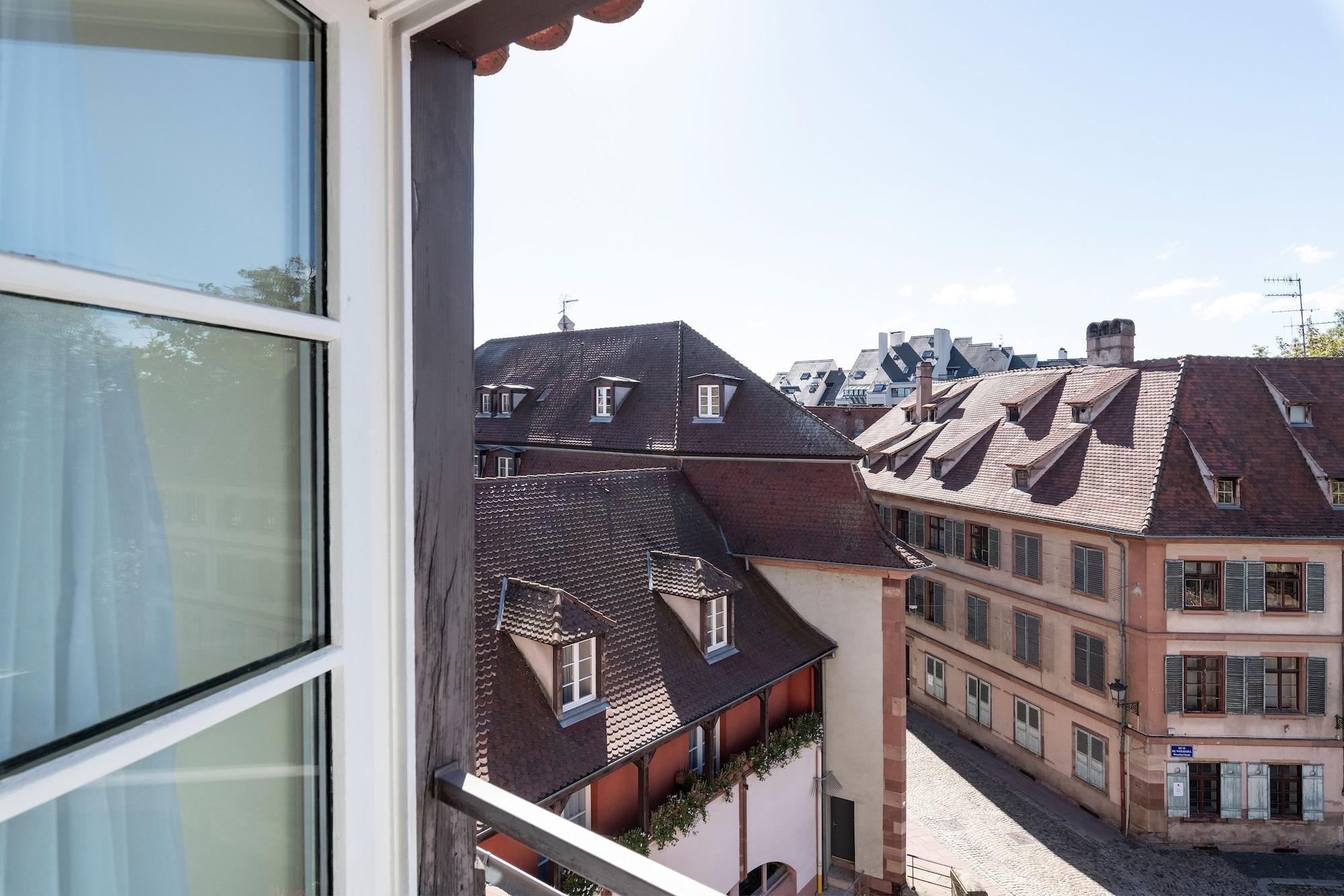 & Regent Petite France Hotel 5*