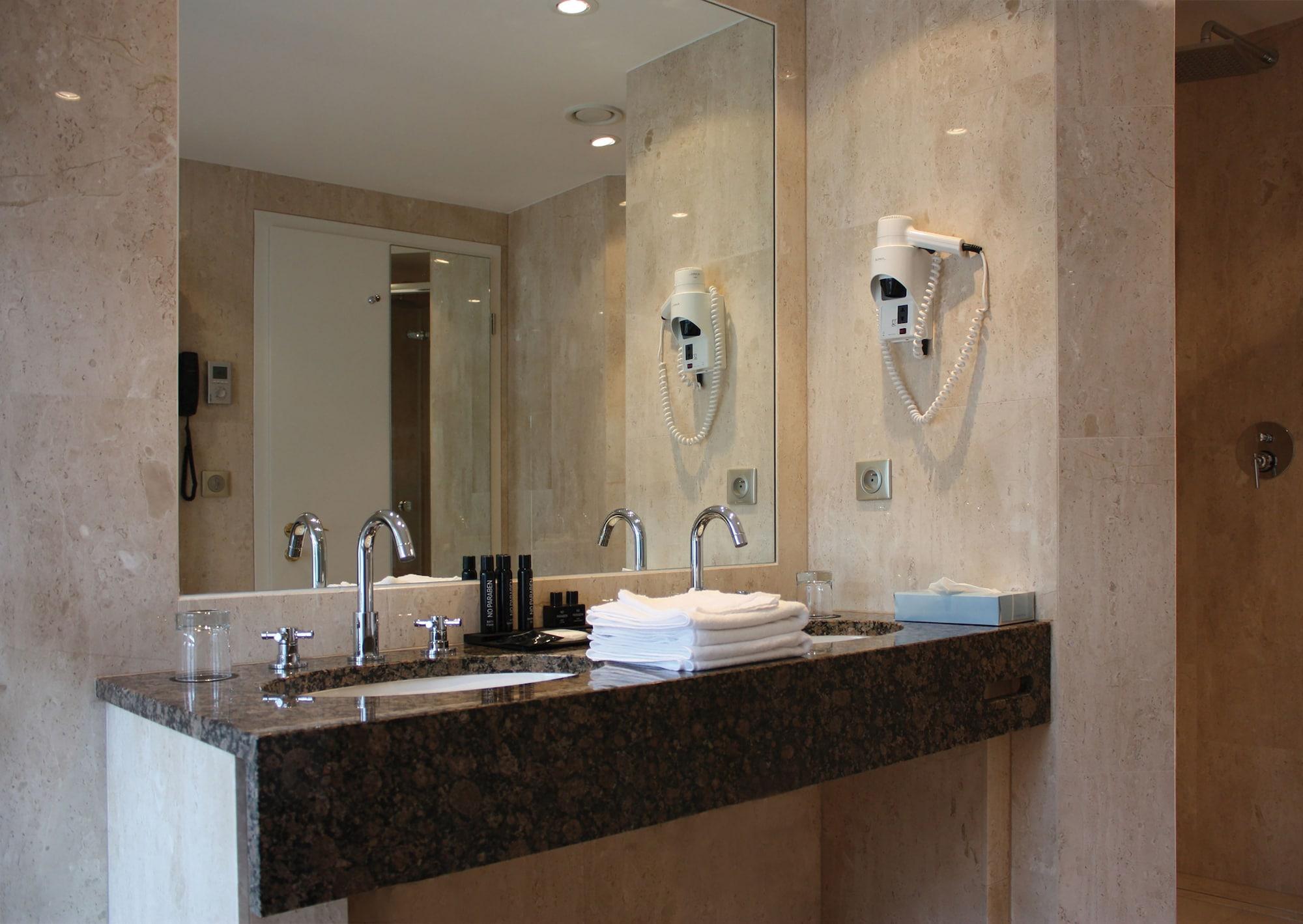 Regent Contades Hotel 4*