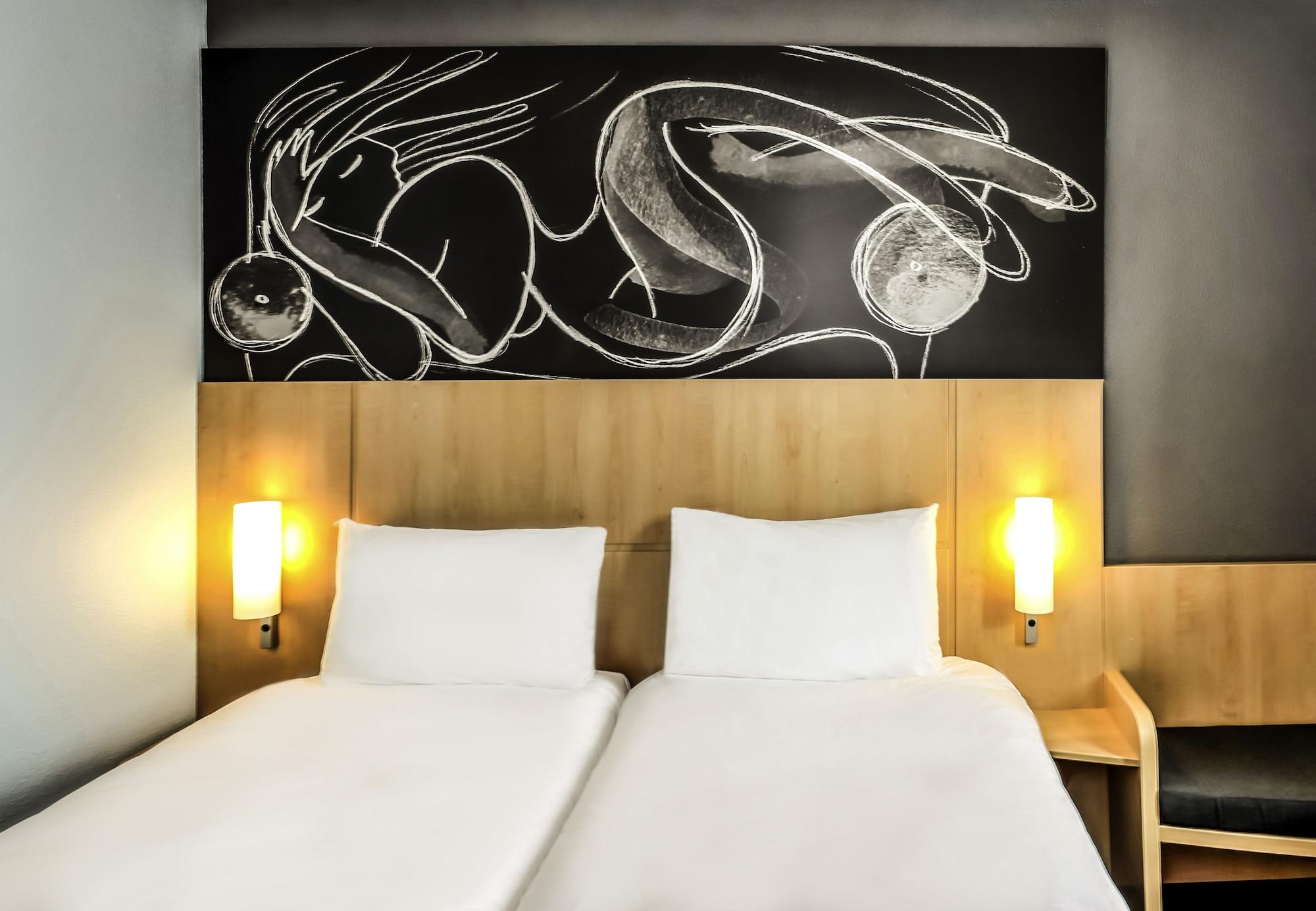 Ibis Centre Petite France Hotel