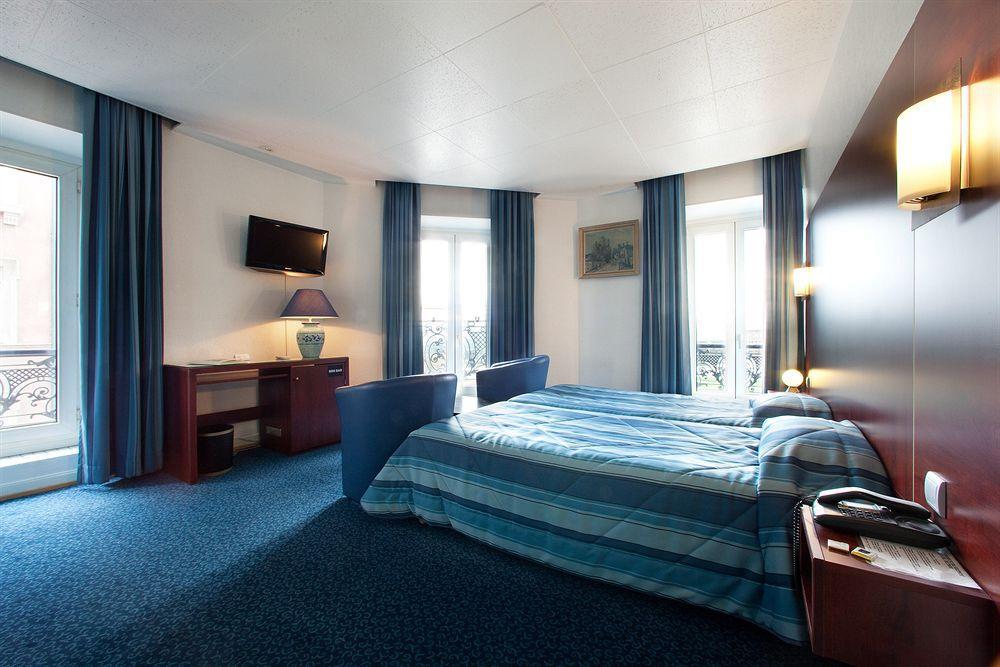 Le Bristol Gare 3* Straßburg