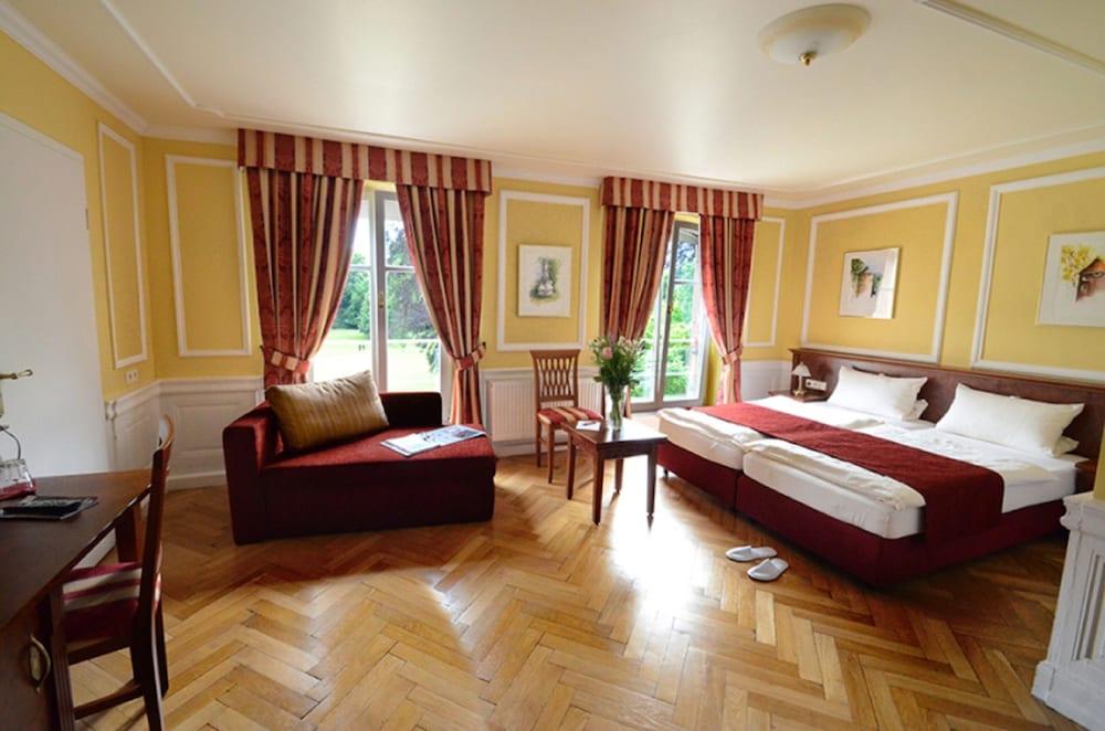 Chateau De Pourtales 3* Strasbourg