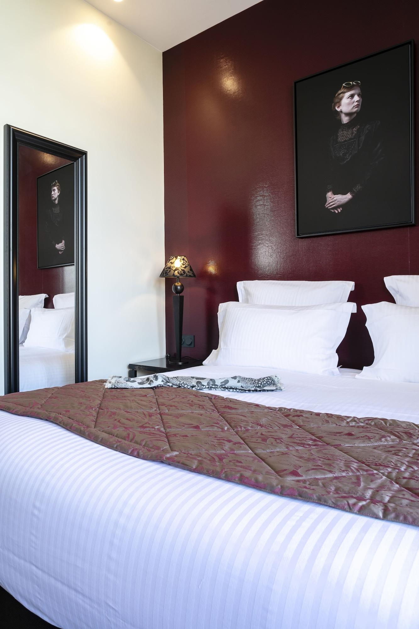Arok Hotel 3*