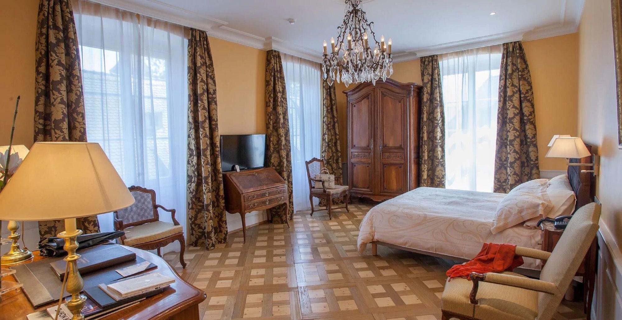 Otel & Le Bouclier D'or Strazburg