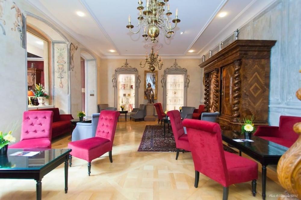 Otel & Le Bouclier D'or