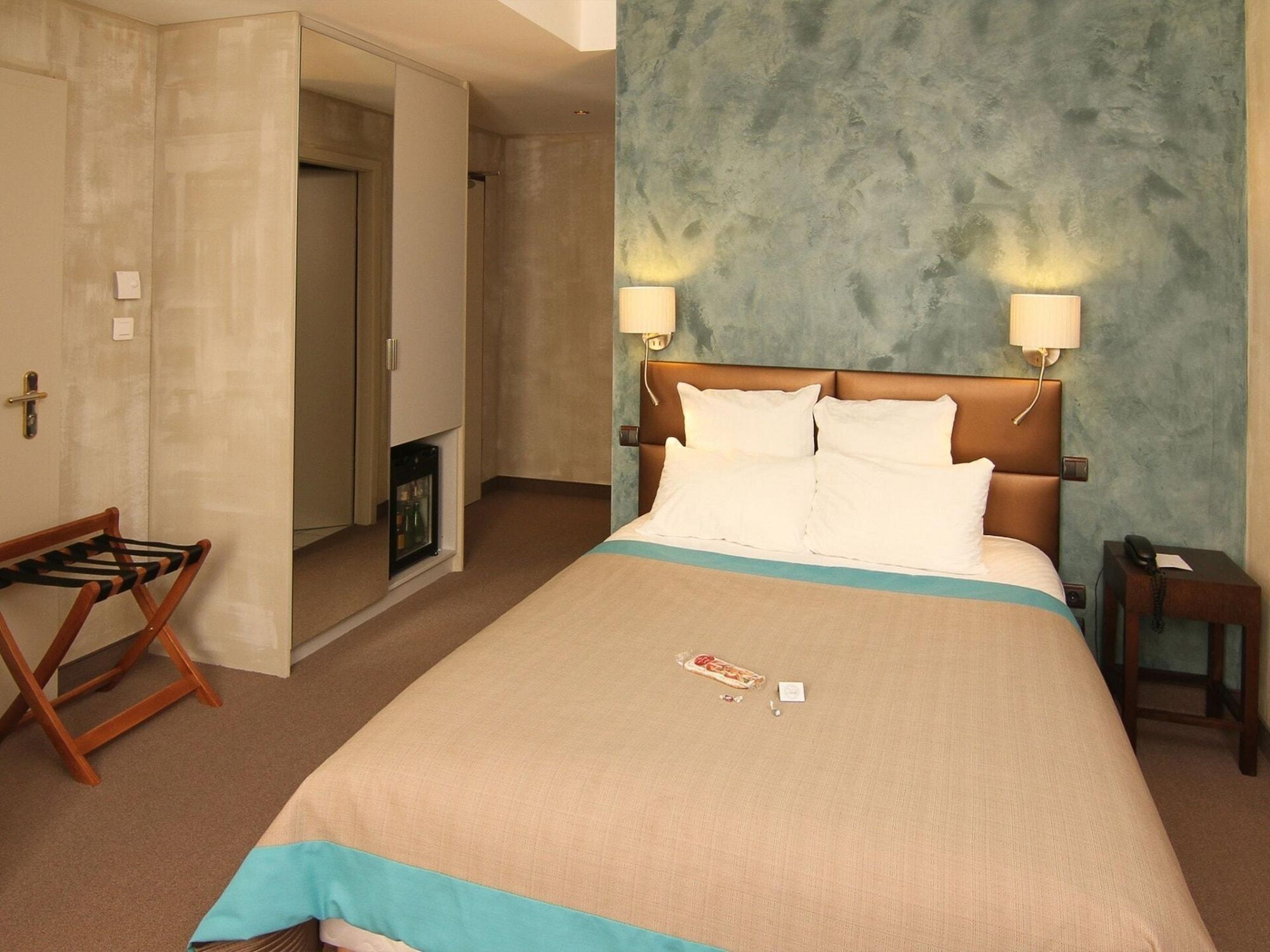 Beaucour Hotel