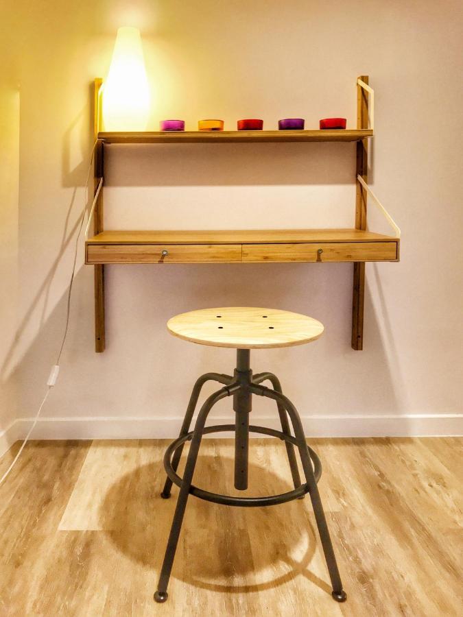Apartment Loft Cosy Original - Ideal Pour Sejour Touristique A Facile -- Acces Hyper-centre En Voiture Facile -parking Garage Prive Sur Demande-- 
