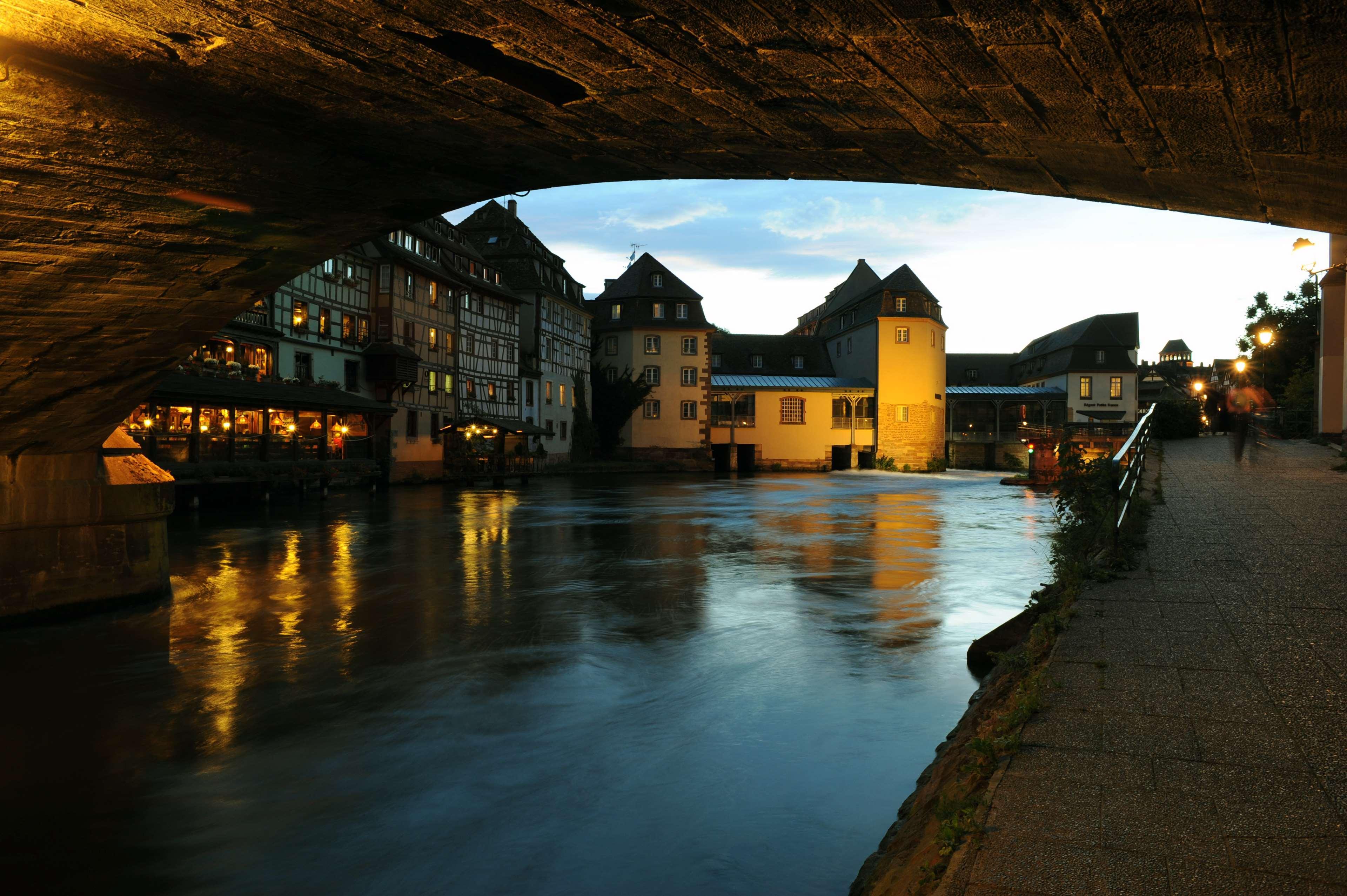 & Regent Petite France