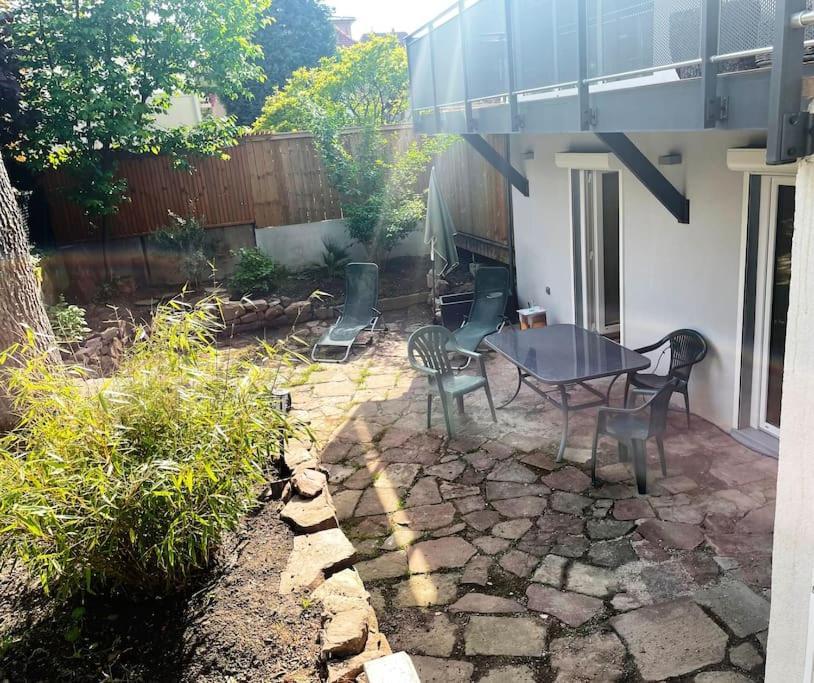 Appartement Prive Dans Meinau Residentiel