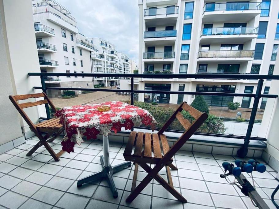 Apartment Citycosy Orangerie: Cozy Facing Orangerie Park With Parking