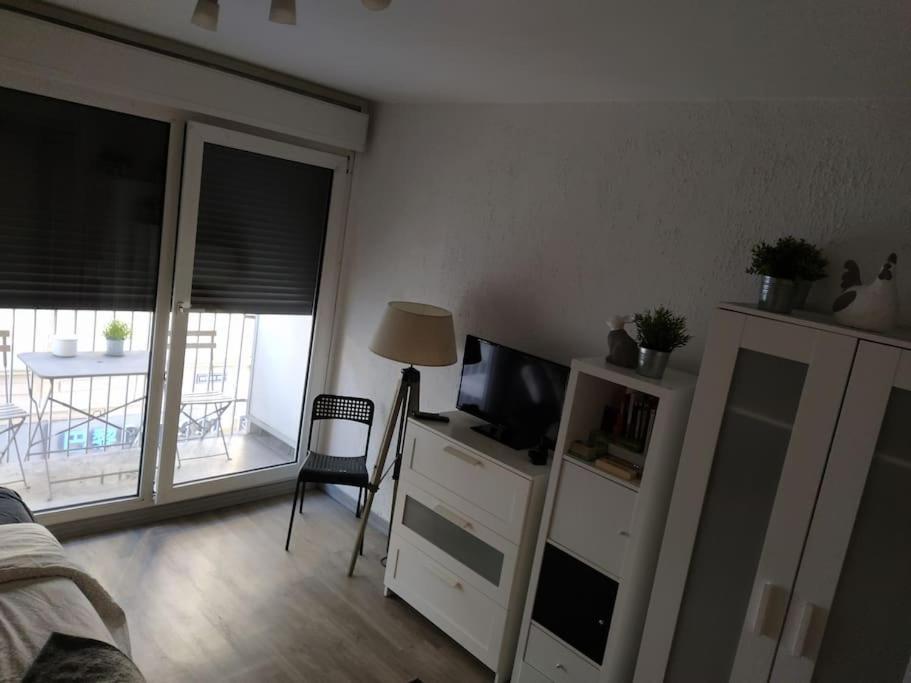 Studio/ville/gare/centre Apartment