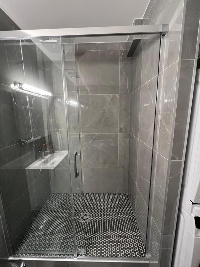 Mandana Apartment