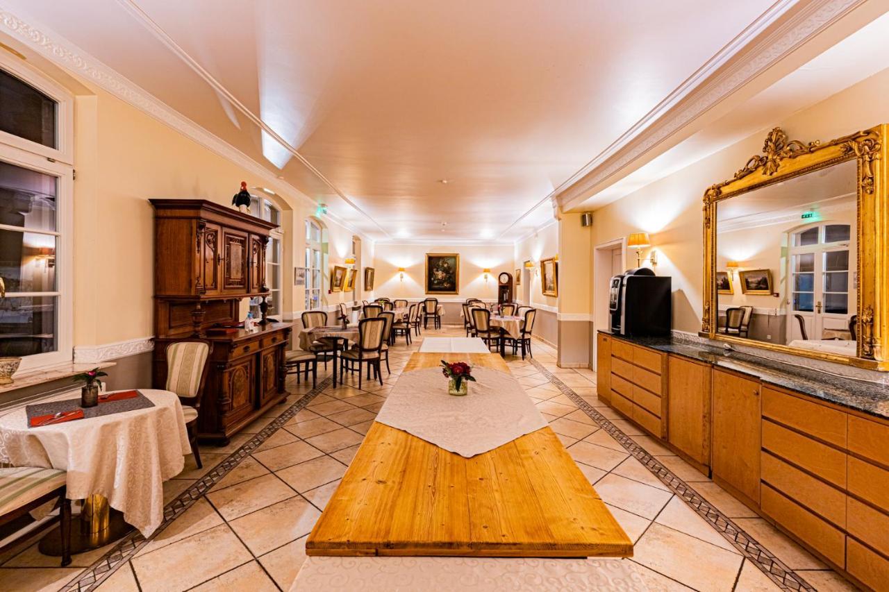Chateau De Pourtales Hotel 3*