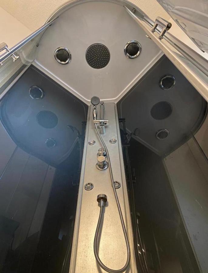 Apartment Cocoon Jacuzzi