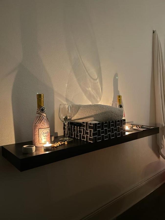 Cocoon Jacuzzi Apartment