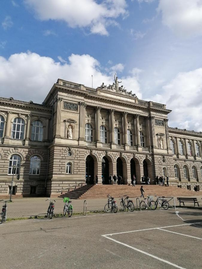 A La Tour Des Rohan Strasbourg