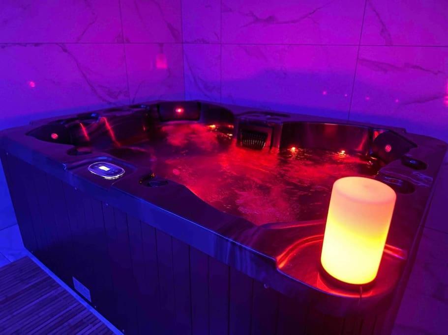 Spacieuse Sauna Billiard Netflix Villa Straatsburg