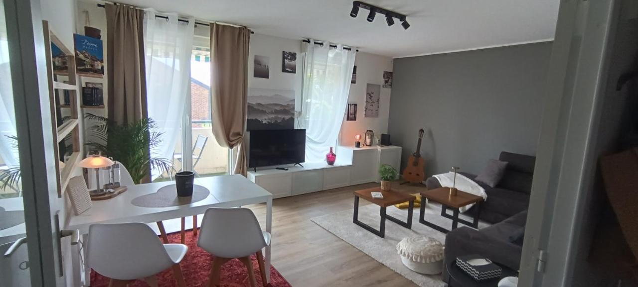 Apartament Stylish 1-bedroom Flat With Beautiful Terrace , For A Cosy Retreat Strasburg