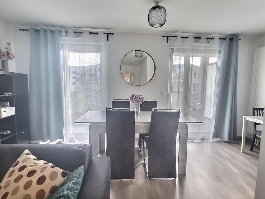 Superbe Avec 2 Balcons - Vue Sur La Cathedrale Environ 15 Min En Tram Apartment Straßburg