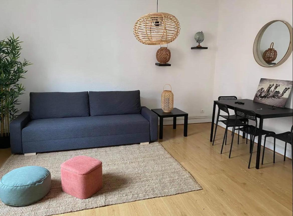Spacieux A 10 Min Du Centre Apartment *