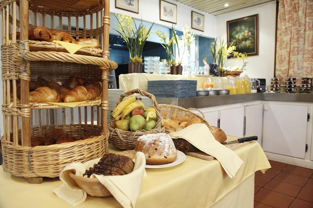 - Montagne Verte & Restaurant Louisiane Hotel 2*