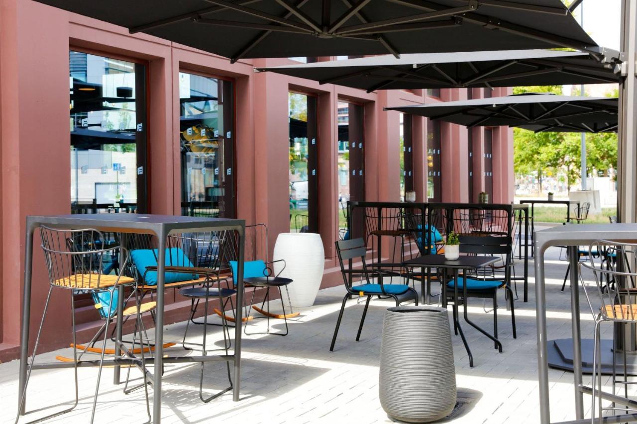 Aloft Centre 4*
